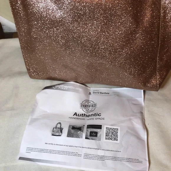 Kate Spade NWOT Glittering Rose Gold Tote - Picture 4 of 14